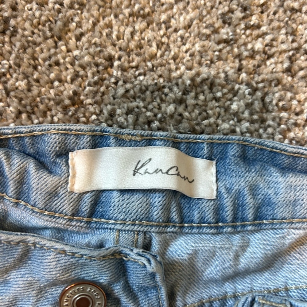 Kancan denim distressed light wash shorts low rise - Picture 2 of 4